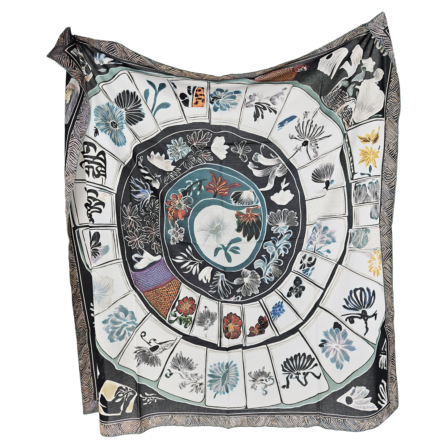EASE & EARTH   -   135x135 cm cotton pareo/shawl